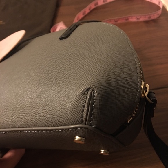 Extra Photos - Picture 1 of 5